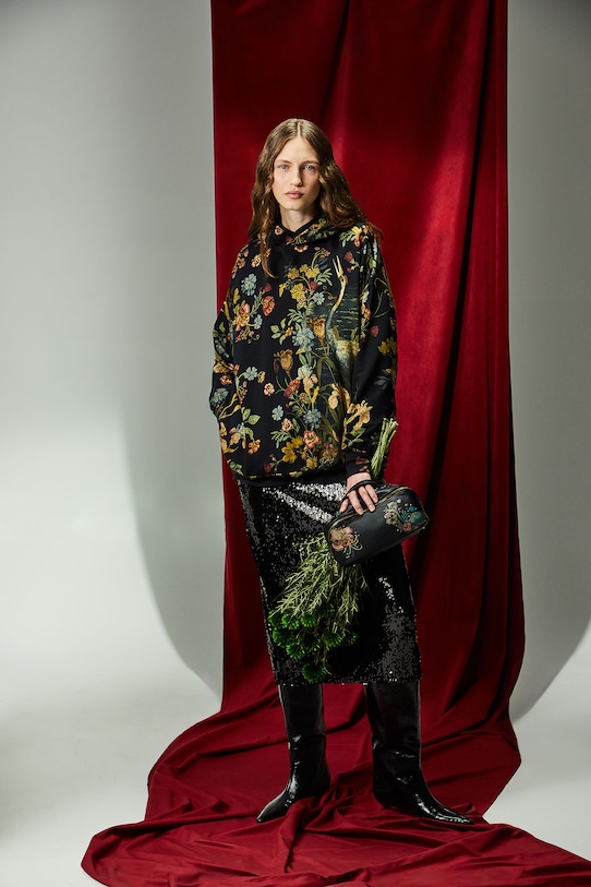 Oblečení Mikina dámská Královská kolekce RW25-BLD850 černá