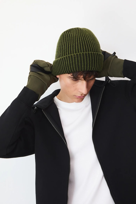 Czapka męska beanie z domieszką wełny i kaszmiru średniej grubości zielony RW25-CDM704