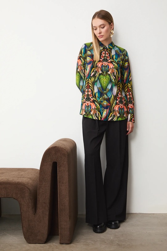 Koszula damska z kolekcji Tajemniczy Świat Medicine RW25-KDD550 multicolor RW25