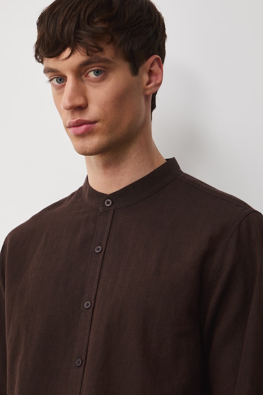 Koszula z lnem męska ze stójką brązowy RW25-KDM100