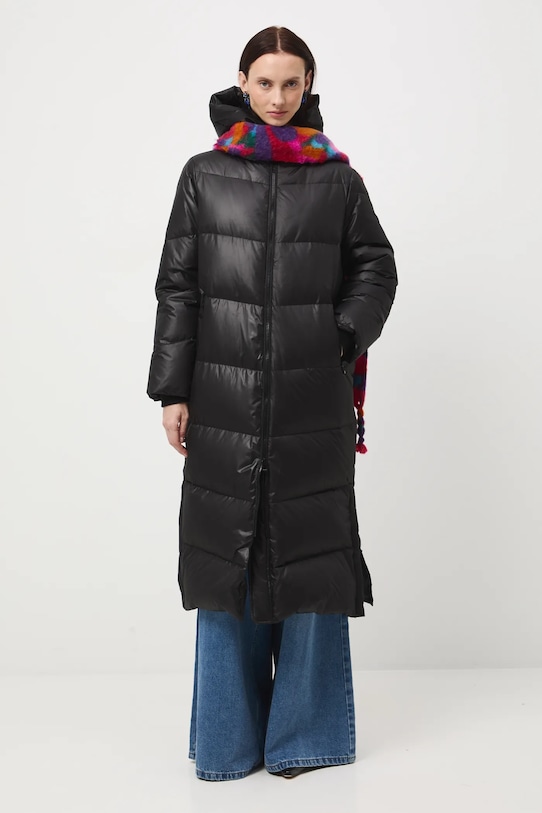 Medicine płaszcz puchowy czarny RW25-KPD900