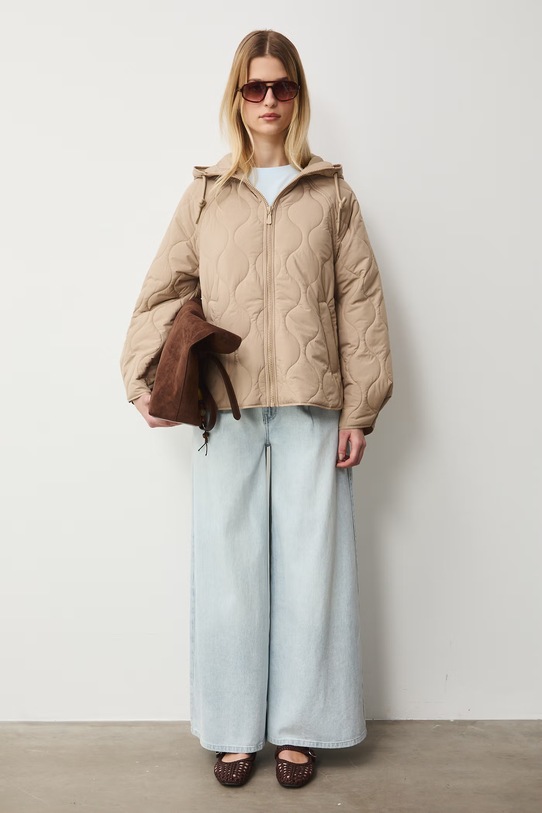 Medicine kurtka pikowana damska RW25-KUD304 beżowy RW25