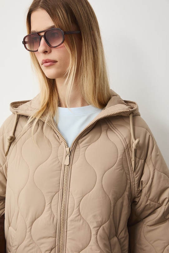 Medicine kurtka pikowana damska beżowy RW25-KUD304