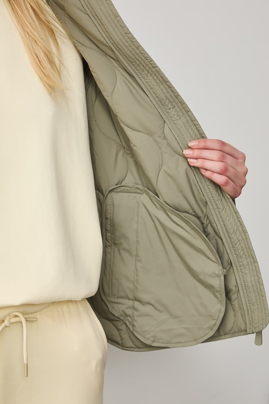 Medicine kurtka pikowana damska RW25-KUD304