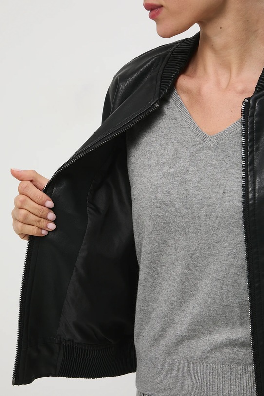 Medicine kurtka bomber RW25-KUD307