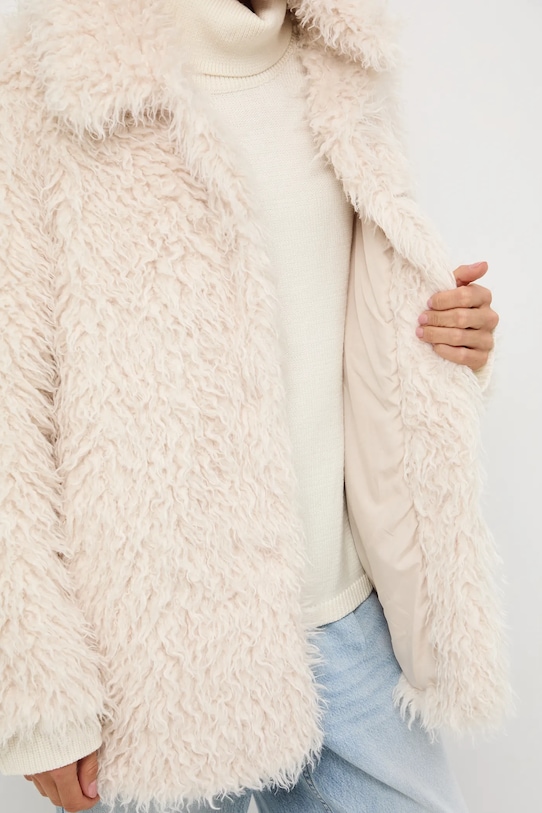 Kurtka z imitacji futerka RW25-KUD807