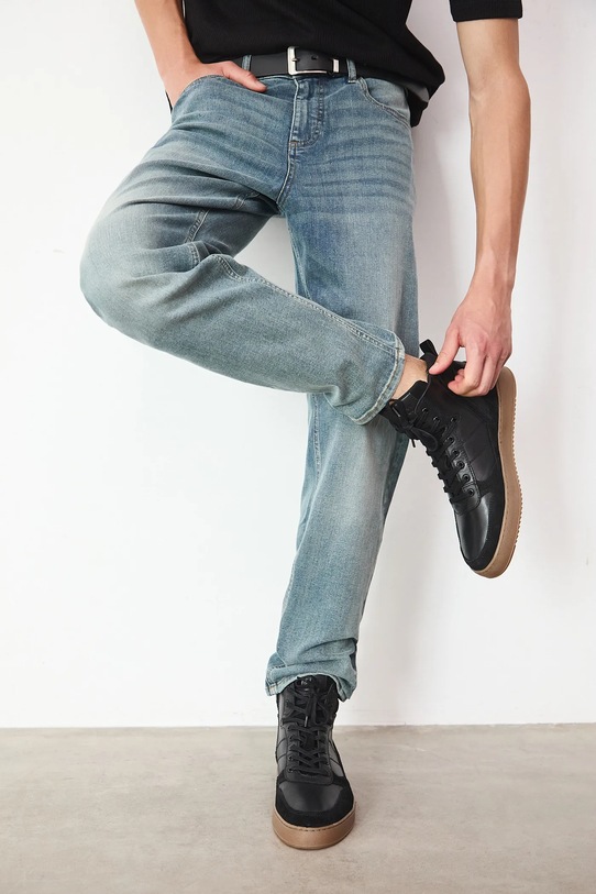 Medicine buty skóra licowa czarny RW25-OBM317