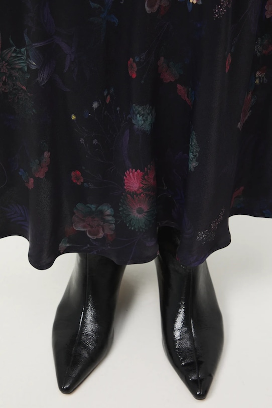 Sukňa maxi z viskózy vzorovaná čierna RW25-SDD703