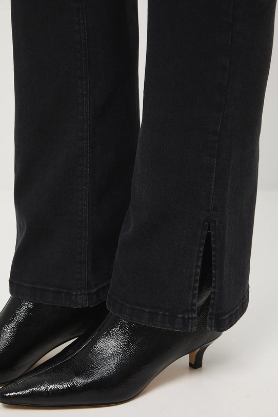 Jeansy damskie flare z efektem sprania czarny RW25-SJD603