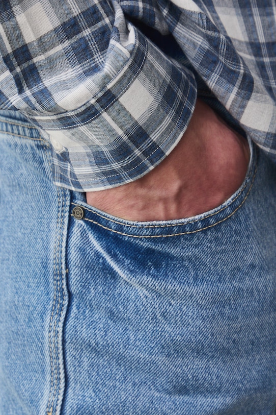 Bavlněné džíny tapered se sepraným efektem RW25.SJM202