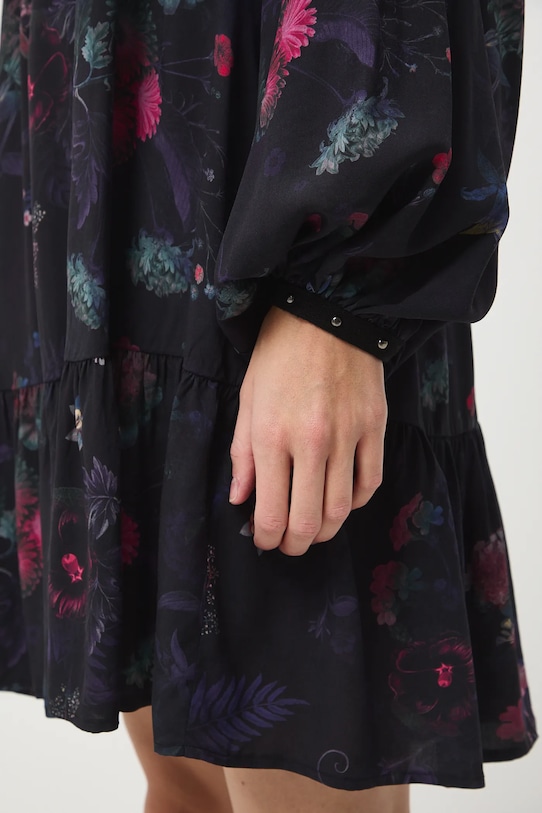 Sukienka damska mini z wiskozy wzorzysta RW25-SUD702 czarny