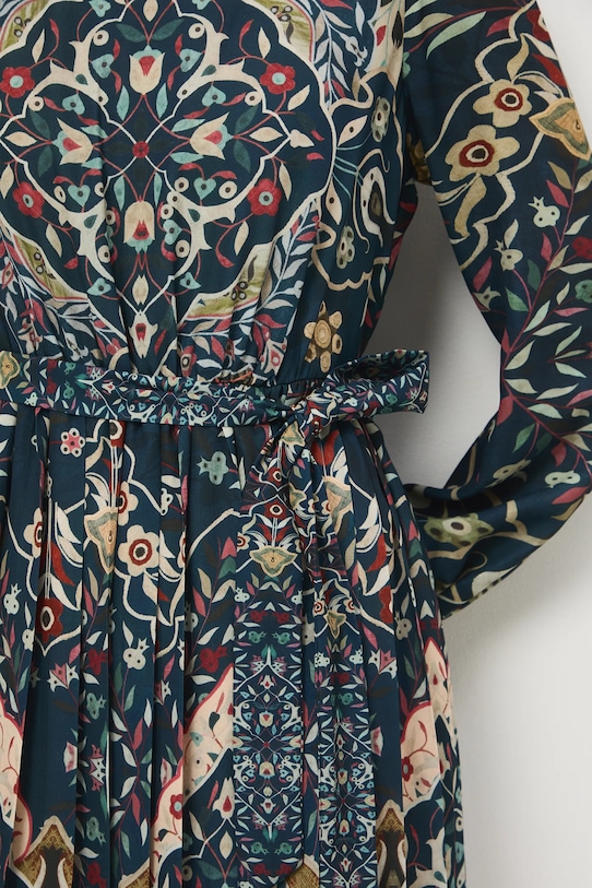 Šaty Kráľovská kolekcia RW25-SUD851