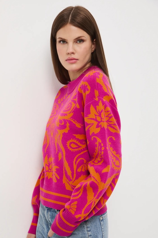 Sweter damski wzorzysty z wiskozą RW25-SWD603 pomarańczowy RW25