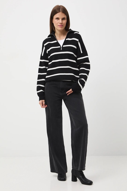 Sweter damski w pasy z wiskozą RW25-SWD613 czarny RW25