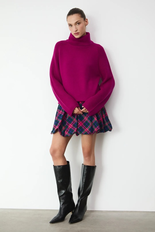 Medicine sweter z wełny merino regular różowy RW25-SWD812