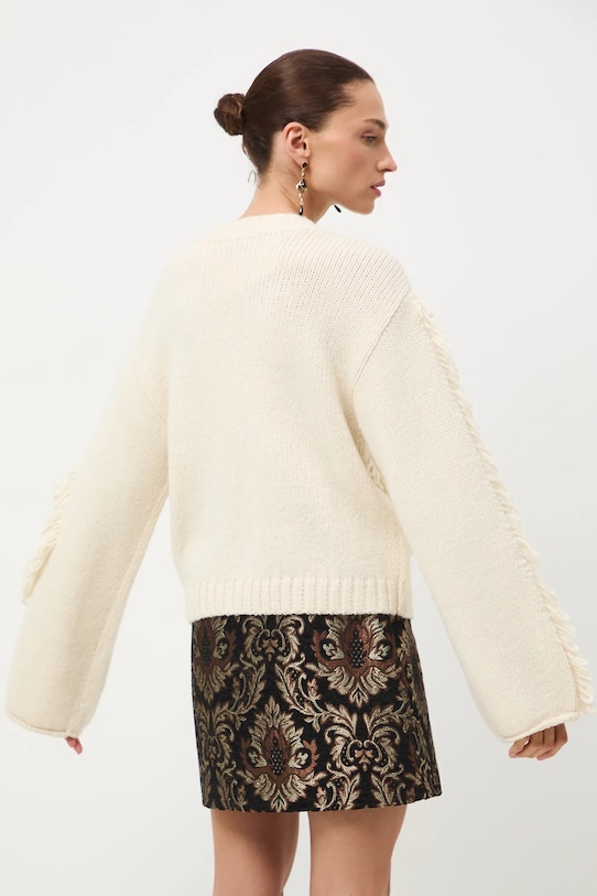 Odzież Sweter damski z ozdobnymi frędzlami RW25-SWD815 beżowy