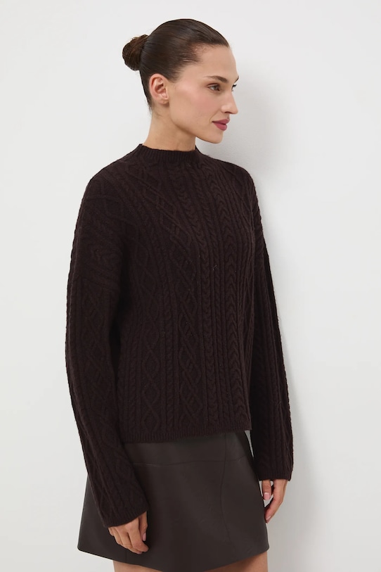 Medicine sweter brązowy RW25-SWD817