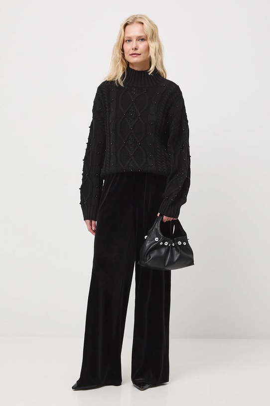 Medicine sweter aplikacja czarny RW25-SWDA01