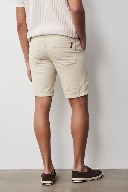 Odzież Szorty z domieszką lnu męskie z paskiem RW25-SZM101 beżowy