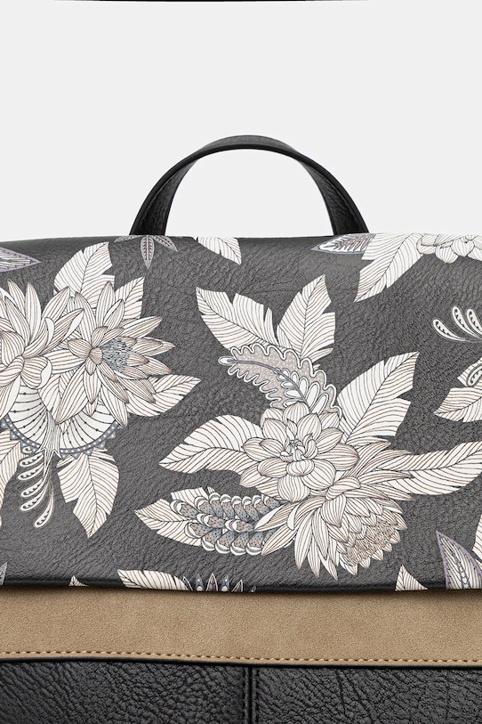 Batoh Medicine RW25.TPD105 černá