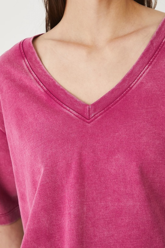 T-shirt bawełniany damski z efektem sprania RW25.TSD021 różowy