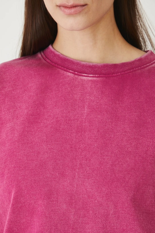 T-shirt bawełniany damski z efektem sprania RW25.TSD022 różowy