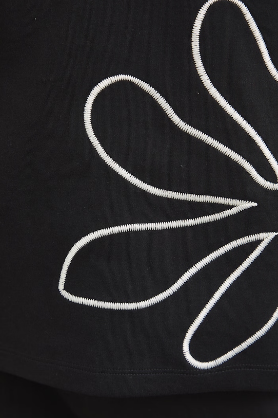 Bavlněné tričko dámské interlock s ozdobnou výšivkou RW25-TSD107