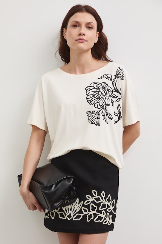 Dámské tričko s potištěným modalem relaxed béžová RW25-TSD108