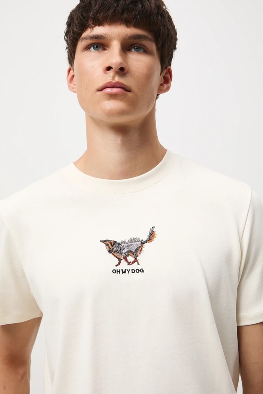 T-shirt bawełniany męski z okazji Dnia Psa – Zofia Różycka x Medicine RW25-TSM452 beżowy