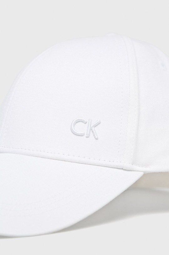 Čepice Calvin Klein Jeans K50K502533 bílá SS18