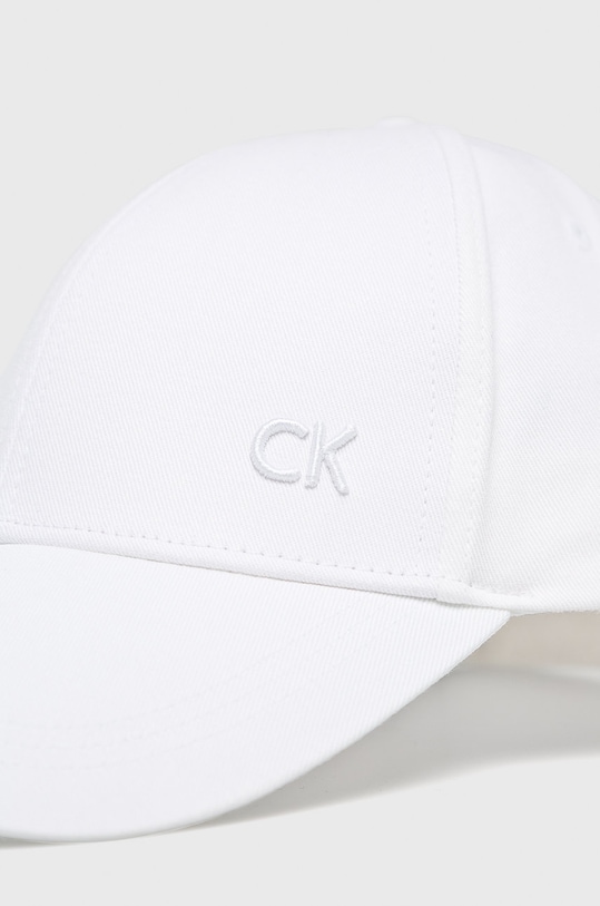 Čepice Calvin Klein Jeans K50K502533 bílá SS18