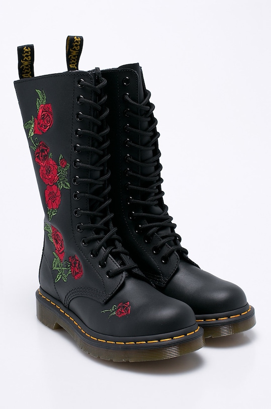 Nízké kozačky Dr. Martens Vonda 12761001.Vonda černá AA00