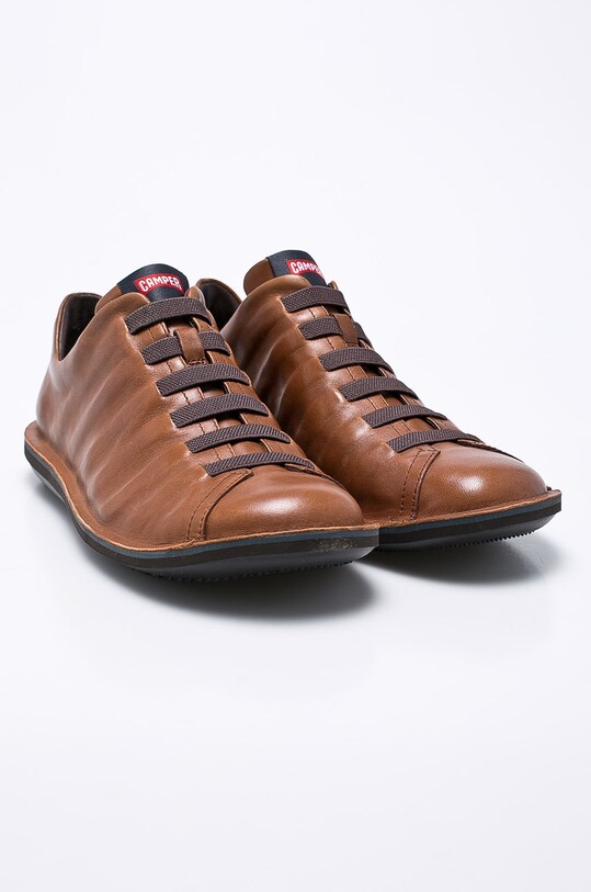 Αθλητικά Guess VIBO 18751.049 καφέ AW20