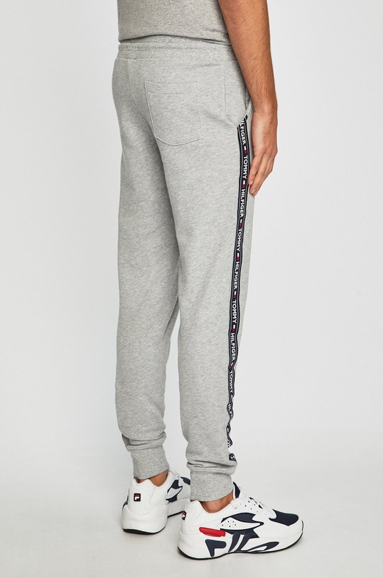 Odzież Tommy Hilfiger - Spodnie UM0UM00706 UM0UM00706 szary