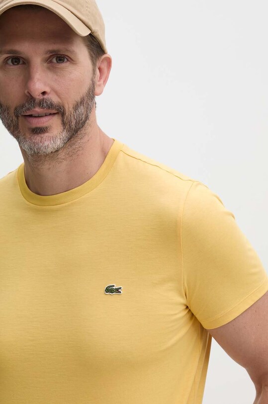 Lacoste tricou din bumbac galben TH6709