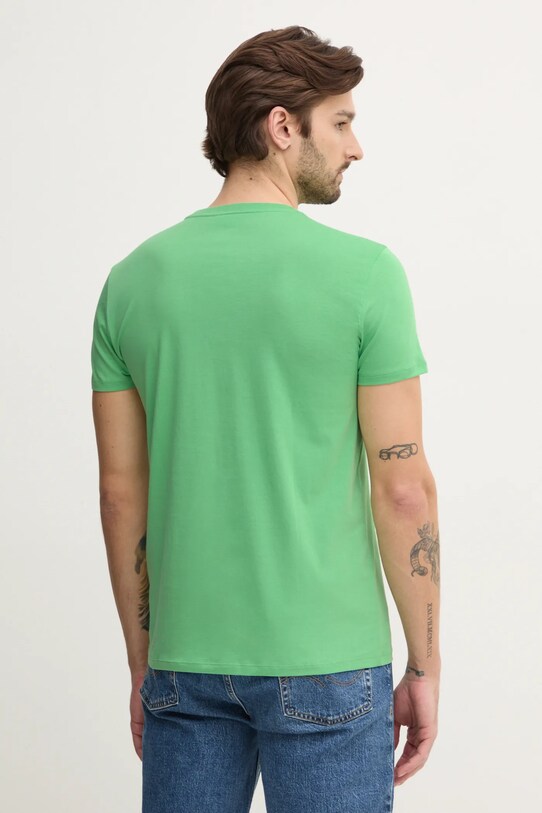 Oblečenie Bavlnené tričko Lacoste TH6709 zelená
