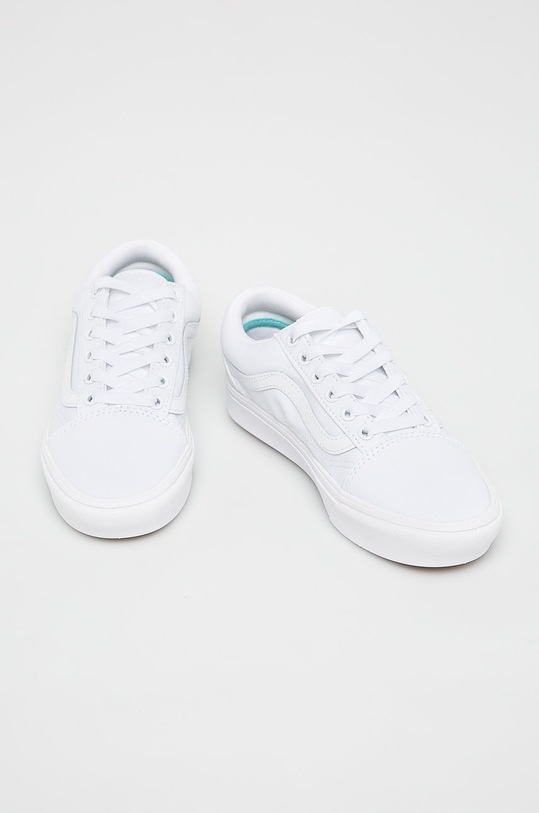 Obuwie Vans - Tenisówki Comfycush Old Skool VN0A3WMAVNG1 biały