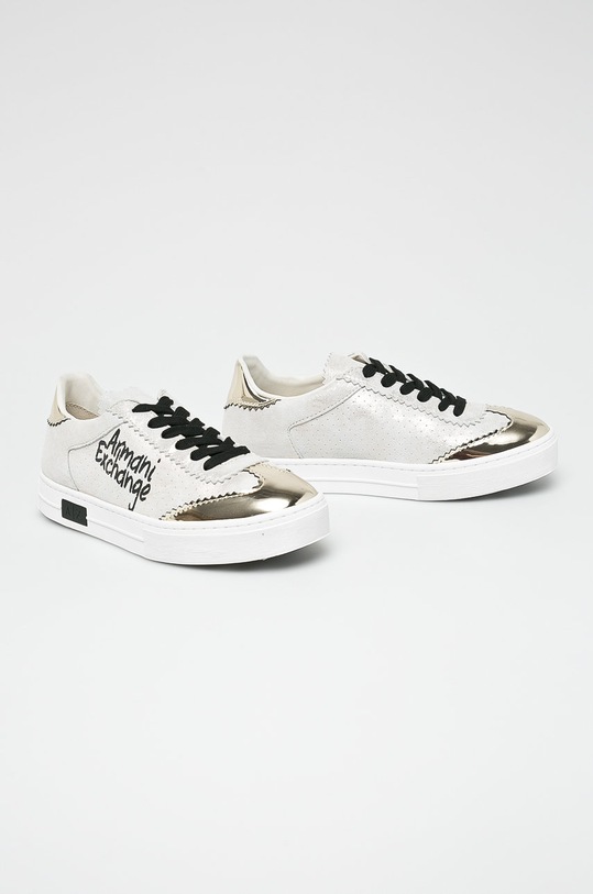 Armani Exchange - Topánky XDX013.XV106 zlatá SS19