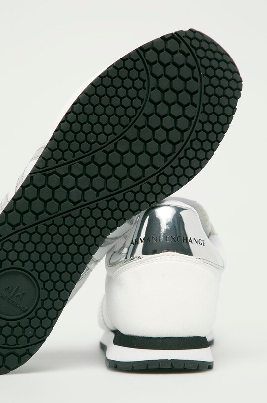 Obuwie Armani Exchange – Buty XDX031.XV137 biały