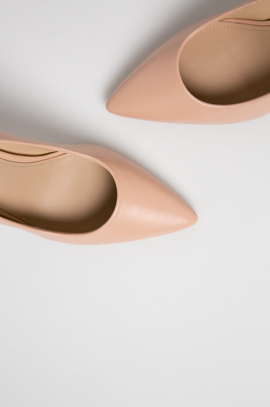 Guess Jeans - Tűsarkú Barett FL6BAT.LEA08 rózsaszín