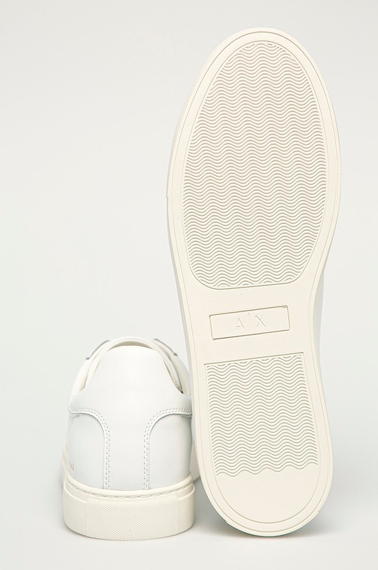 Obuwie Armani Exchange – Buty skórzane XUX001.XV093 biały
