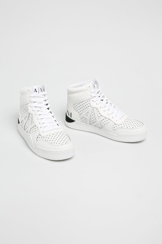 Armani Exchange - Topánky XUZ003.XV095 biela AW19