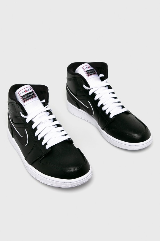 Jordan - Cipő Air Jordan 1 Mid SE 852542.016 fekete SS19