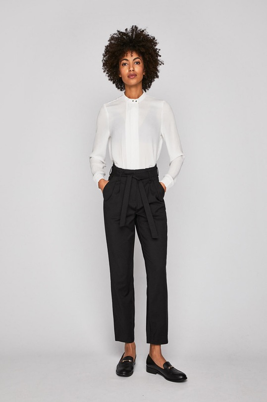 Vila - Spodnie 14049928 czarny AA00