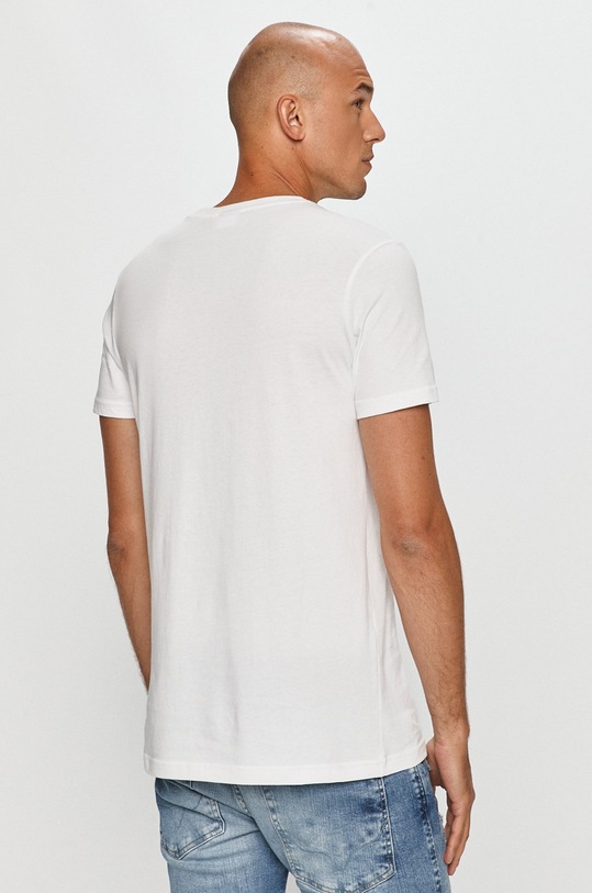 Odzież Fila - T-shirt 682393 biały