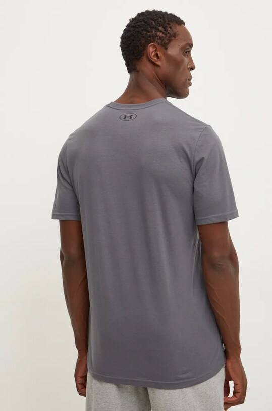 Oblečenie Tričko Under Armour SPORTSTYLE LEFT CHEST 1326799. sivá
