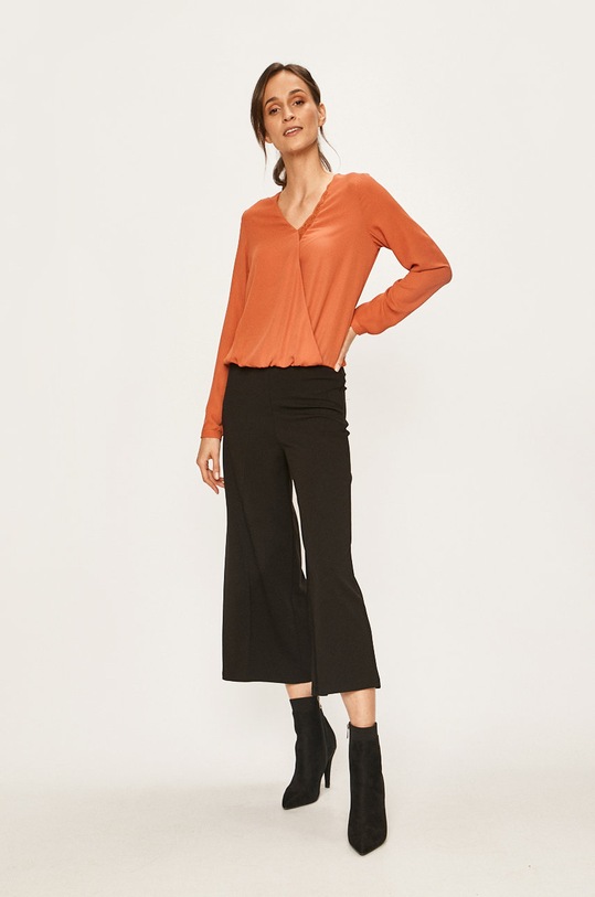 Vero Moda - Halenka 10226394 oranžová SS20