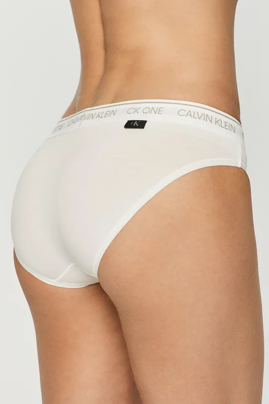 Calvin Klein Underwear - Bugyi CK One 000QF5735E fehér AA00