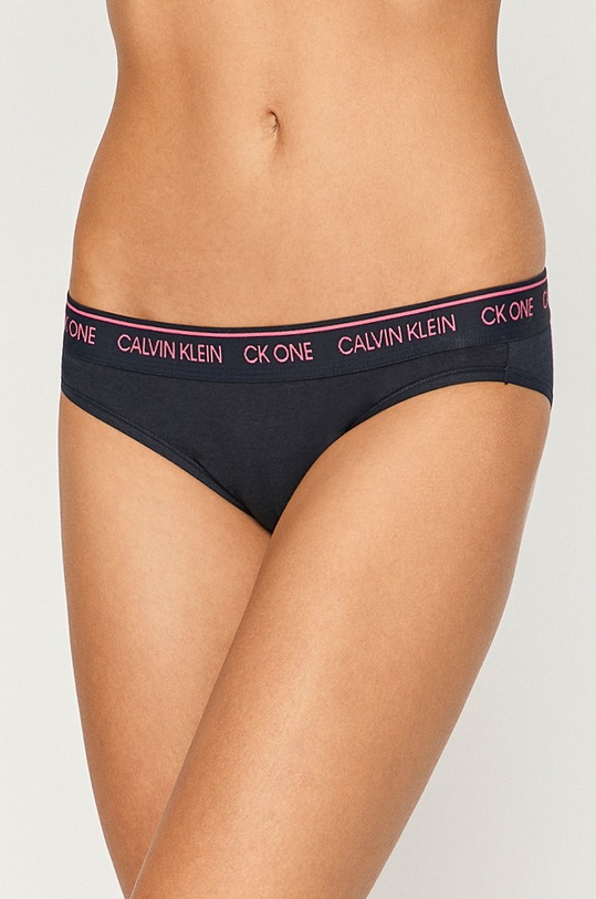 Kalhotky Calvin Klein Underwear kalhotky námořnická modř 000QF5735E