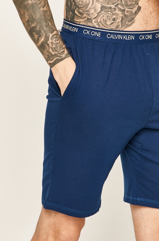 Îmbrăcăminte Calvin Klein Underwear Pantaloni scurti de pijama 000NM1795E bleumarin